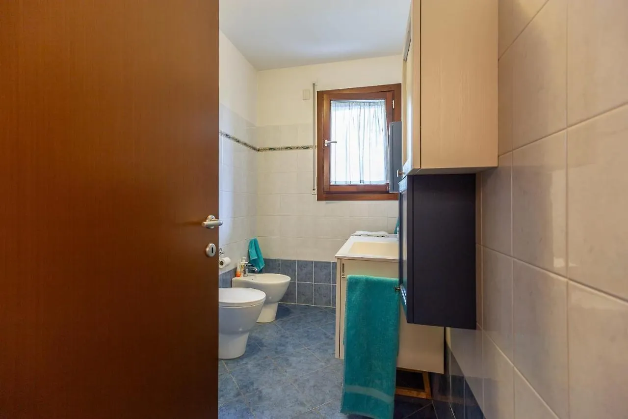 Accogliente Appartamento Con Terrazzo E Vista Milan Apartment